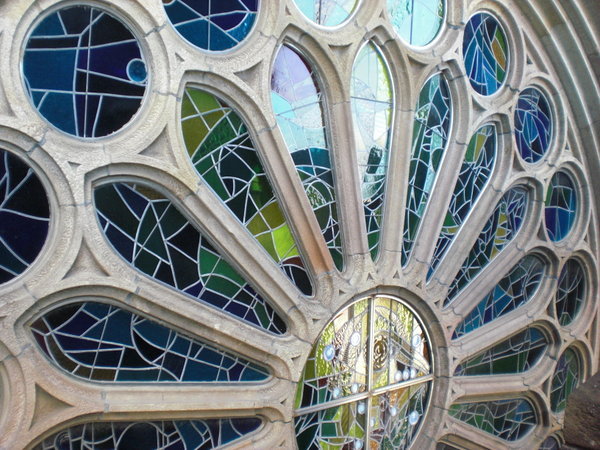 Gaudi glass