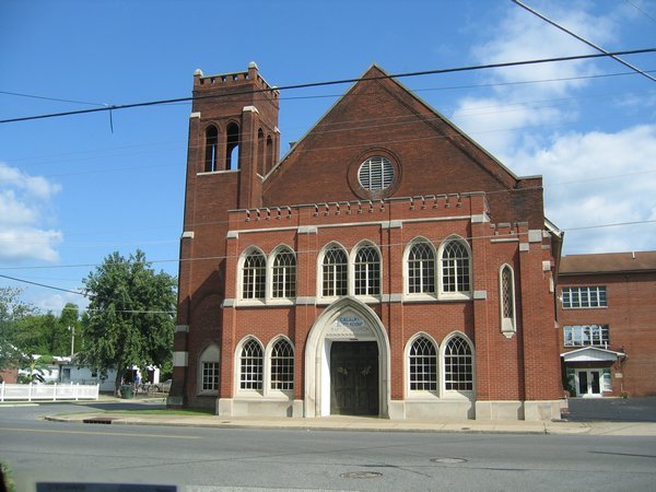 East Baptist Church