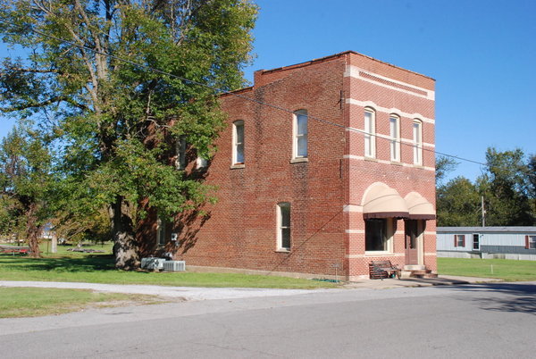 Old Smithland Bank Building