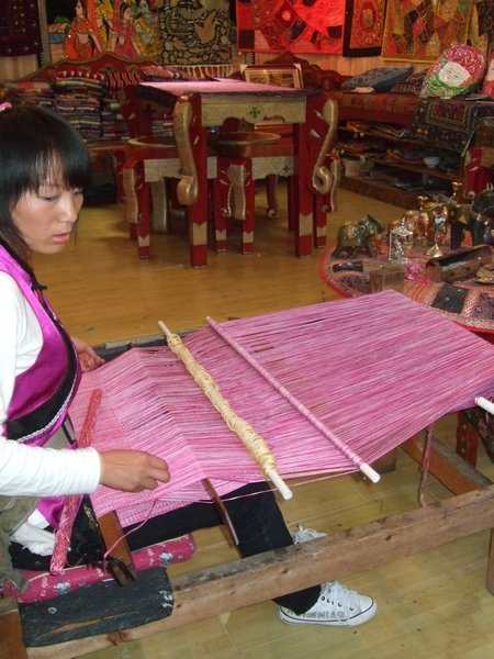 lots of scarf making here