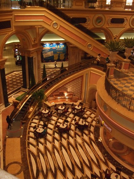 Curved Escalators