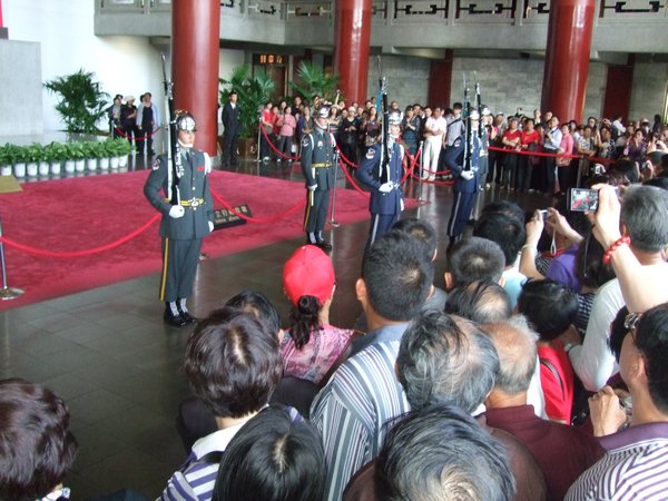 changing of the guards at Sun Yat-Sen