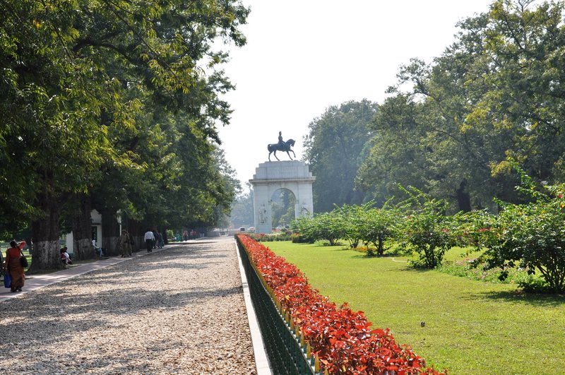 Victoria's Monument Garden