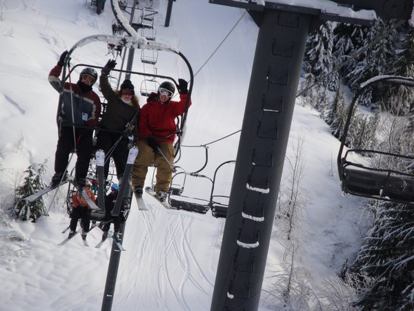 Skiing - Mathieu, Marion and Bastien