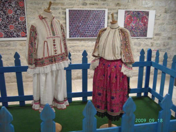 Costumes folkloriques
