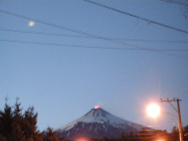 Volcan Villarica at night