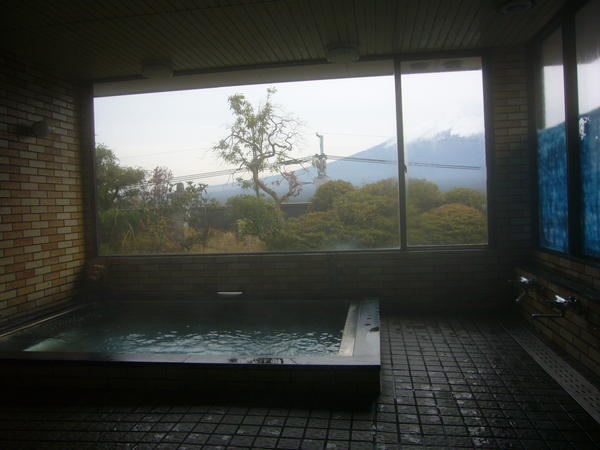 Bath with Fuji-san view