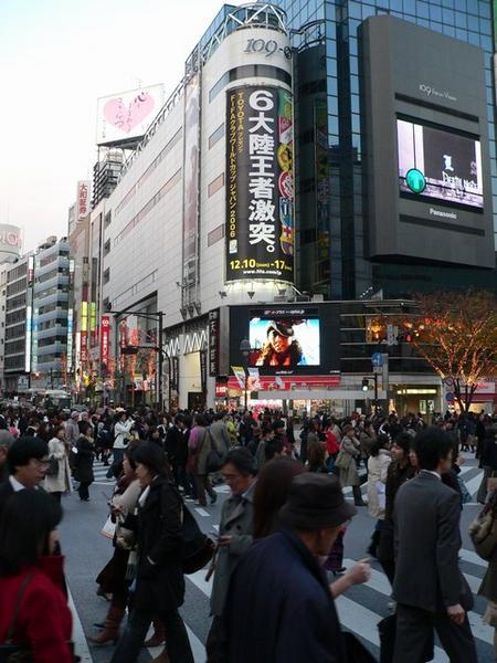 Big screens, big crowds - Shibuya