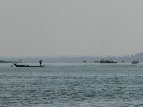The Mekong River, Kampi