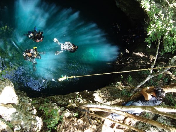 Jungle cenote diving