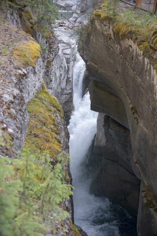 Maligne Canyon waterfall