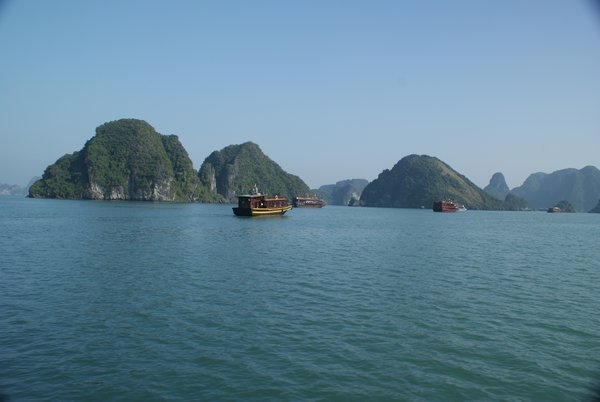 Ha Long Bay = Beautiful