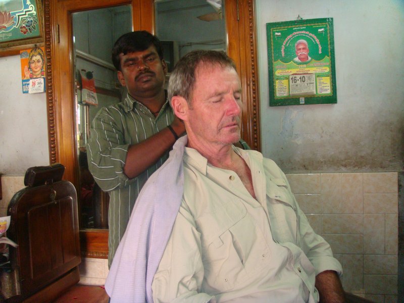 $3.00 haircut and massage in Chennai