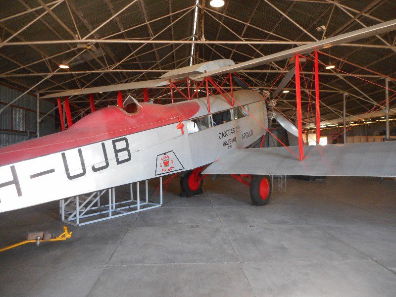 De Havilland 61 "Giant Moth", one of QANTAS' early fleet