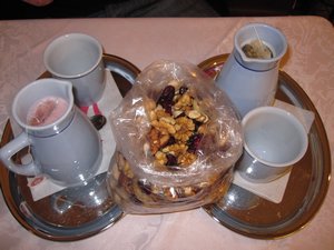 Mulled wine and yummy nuts from Nachtmarkt