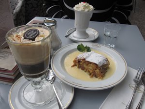Franz Landtmann Cafe break!