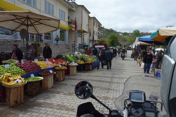 Divrigi - driving straight through the market to get to the sights