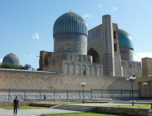 Bibi-Khanym mosque