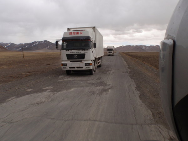 up on the Pamir plateau with the Chinese lorries