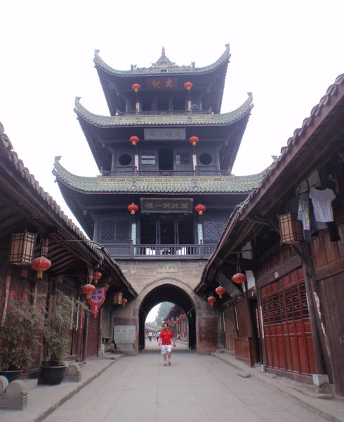 Langzhong - traditional alleyways