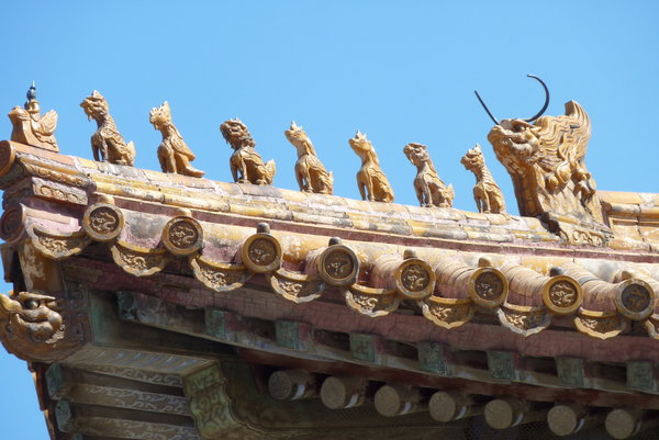 Forbidden City - imperial roof decorations