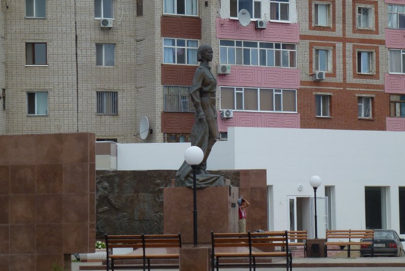 Aktobe War Memorial & Aliya Moldagulova