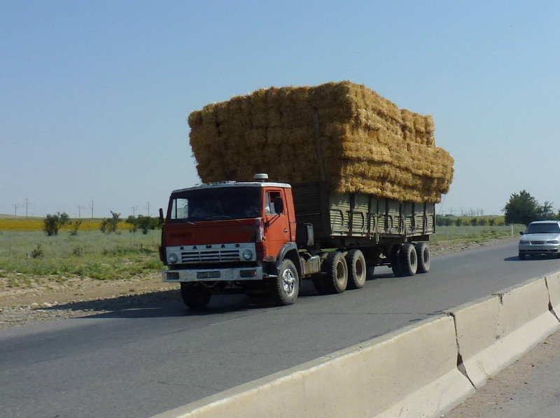 an exceptionally well loaded lorry