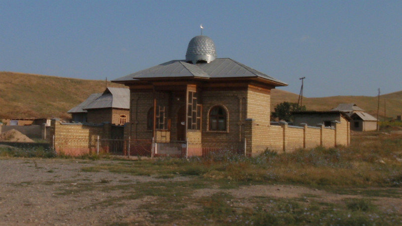quirky roadside mosque