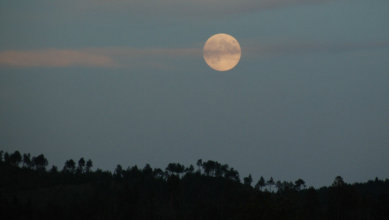 moon-rise over Gusinoye Lake