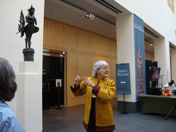 docent tour at SF Asian Art Museum