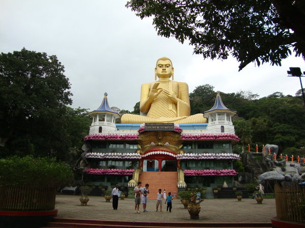 Dhambulla, entrance