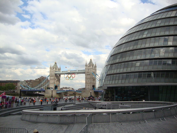 London Town Hall and London Bridge