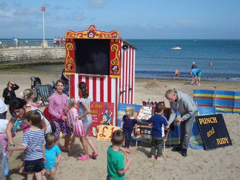 7- Punch + Judy Show