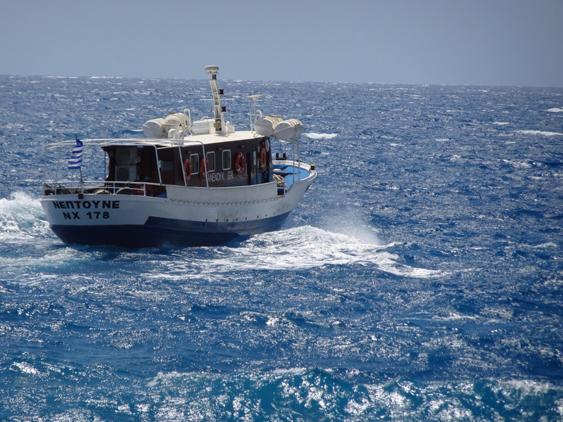 Ferry Neptune heading out to Loutra from Sfakia
