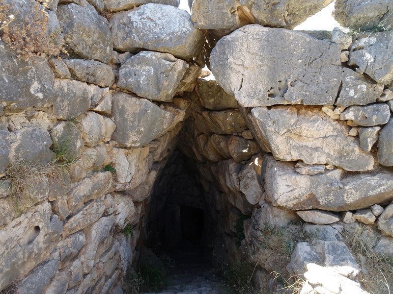 Mycenae's secret cistern