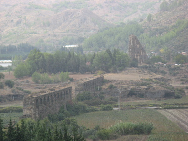 Aspendos    Adqueduct