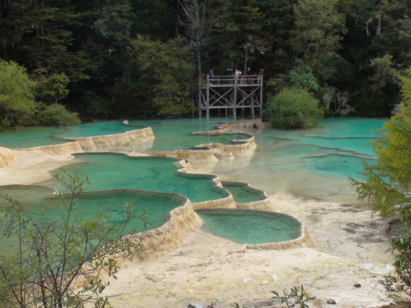 POOLS OF HUANGLONG