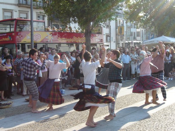 Portuguese Dancers