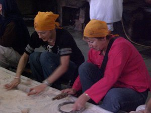Making chapatis at the Temple