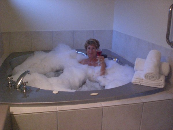 How to enjoy a spa bath