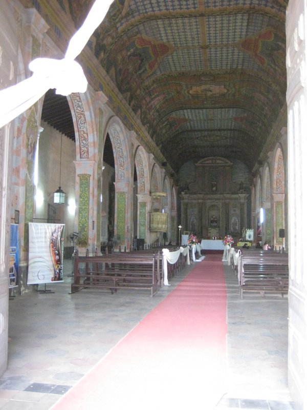 Iglesia Santissima Trinidad inside