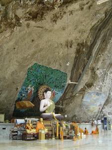Buddha in Cave
