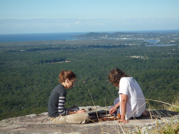 Playing backgammon on the edge, Mt.Tinbeerwah