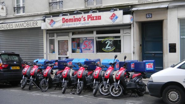 Dominos in Paris.