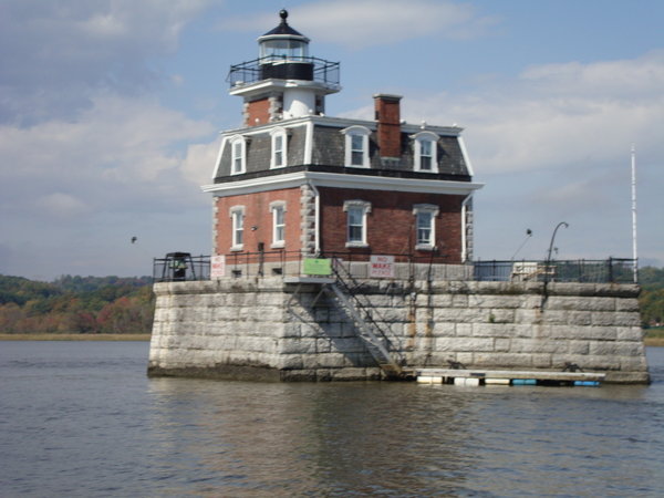 lighthouse on the hudson