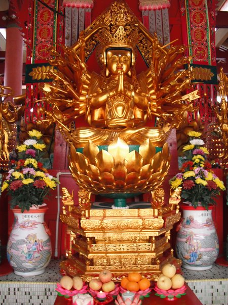 Sam Poh Temple