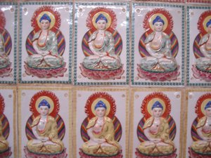 Detail of the Buddha tiles, Sam Poh Temple