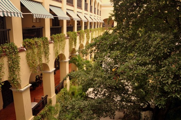 Hotel El Convento Courtyard