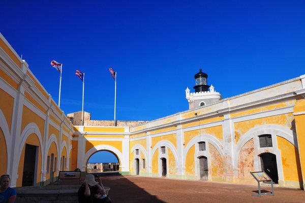 Castillo del Morrow main court