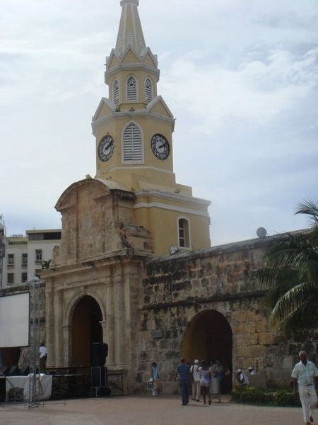Puerta del Reloj